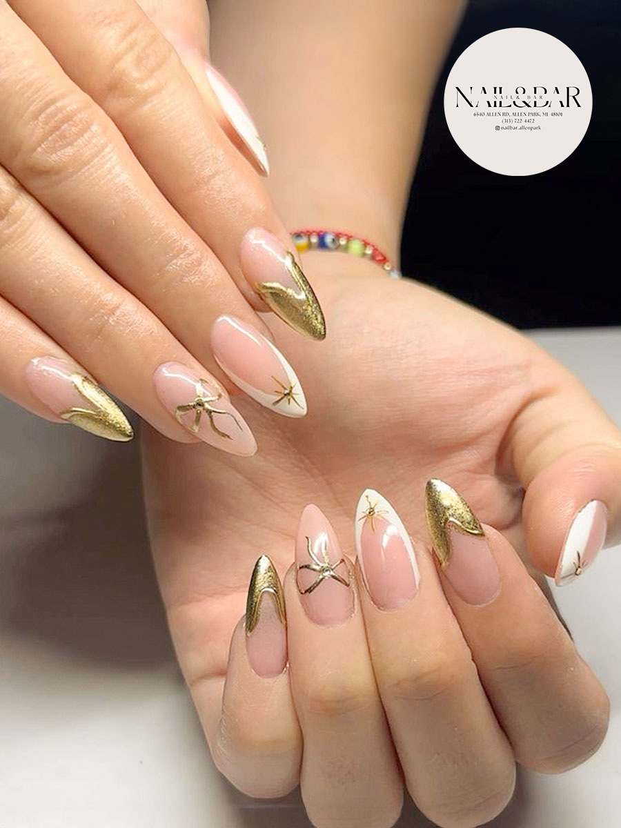 Nail & Bar